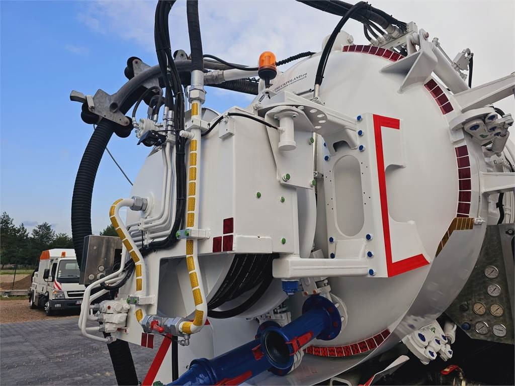 MAN JUROP VJC9 / 5 2010 WUKO for collecting liquid was MAN JUROP VJC9 / 5 2010 WUKO for collecting liquid was: zdjęcie 17 MAN JUROP VJC9 / 5 2010 WUKO for collecting liquid was MAN JUROP VJC9 / 5 2010 WUKO for collecting liquid was: zdjęcie 17