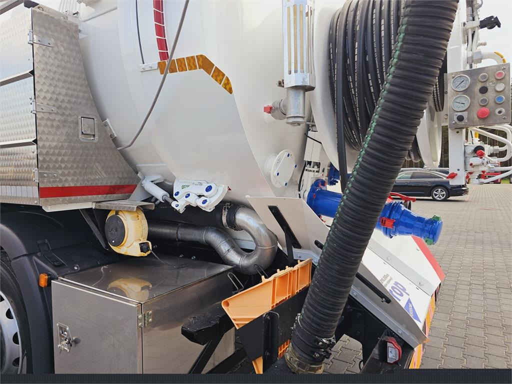 MAN JUROP VJC9 / 5 2010 WUKO for collecting liquid was MAN JUROP VJC9 / 5 2010 WUKO for collecting liquid was: zdjęcie 14 MAN JUROP VJC9 / 5 2010 WUKO for collecting liquid was MAN JUROP VJC9 / 5 2010 WUKO for collecting liquid was: zdjęcie 14