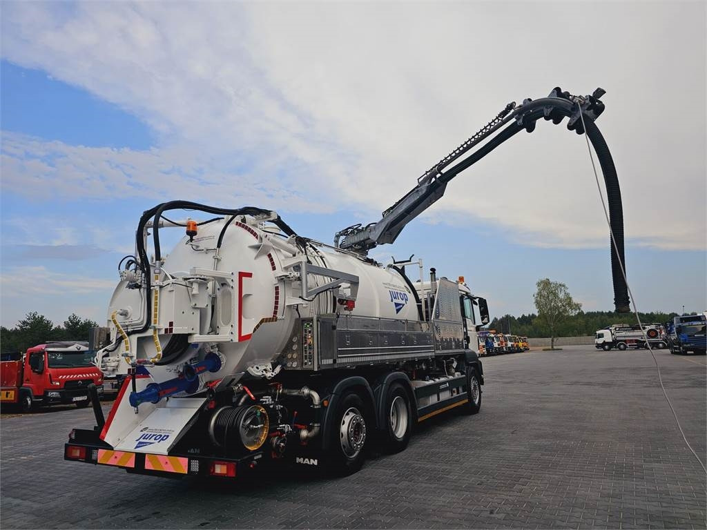 MAN JUROP VJC9 / 5 2010 WUKO for collecting liquid was MAN JUROP VJC9 / 5 2010 WUKO for collecting liquid was: zdjęcie 26 MAN JUROP VJC9 / 5 2010 WUKO for collecting liquid was MAN JUROP VJC9 / 5 2010 WUKO for collecting liquid was: zdjęcie 26