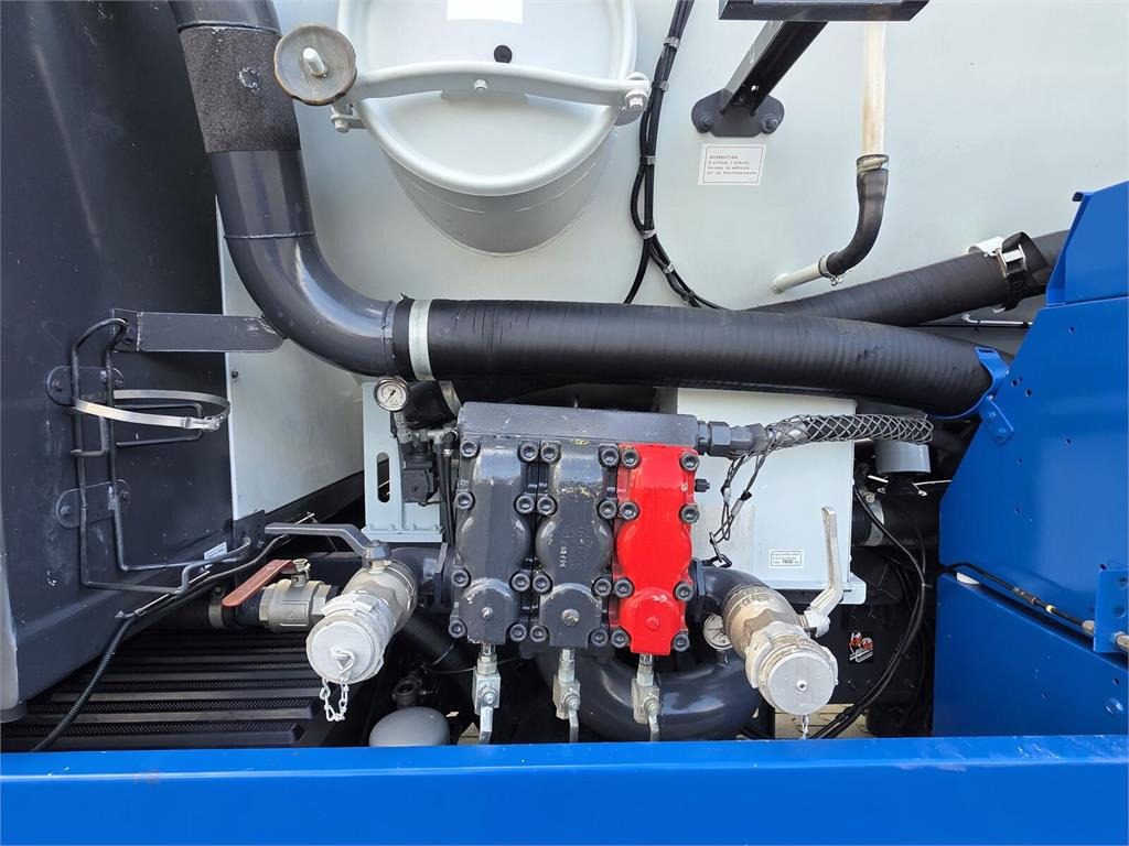 Renault for collecting liquid waste Renault for collecting liquid waste: zdjęcie 12 Renault for collecting liquid waste Renault for collecting liquid waste: zdjęcie 12