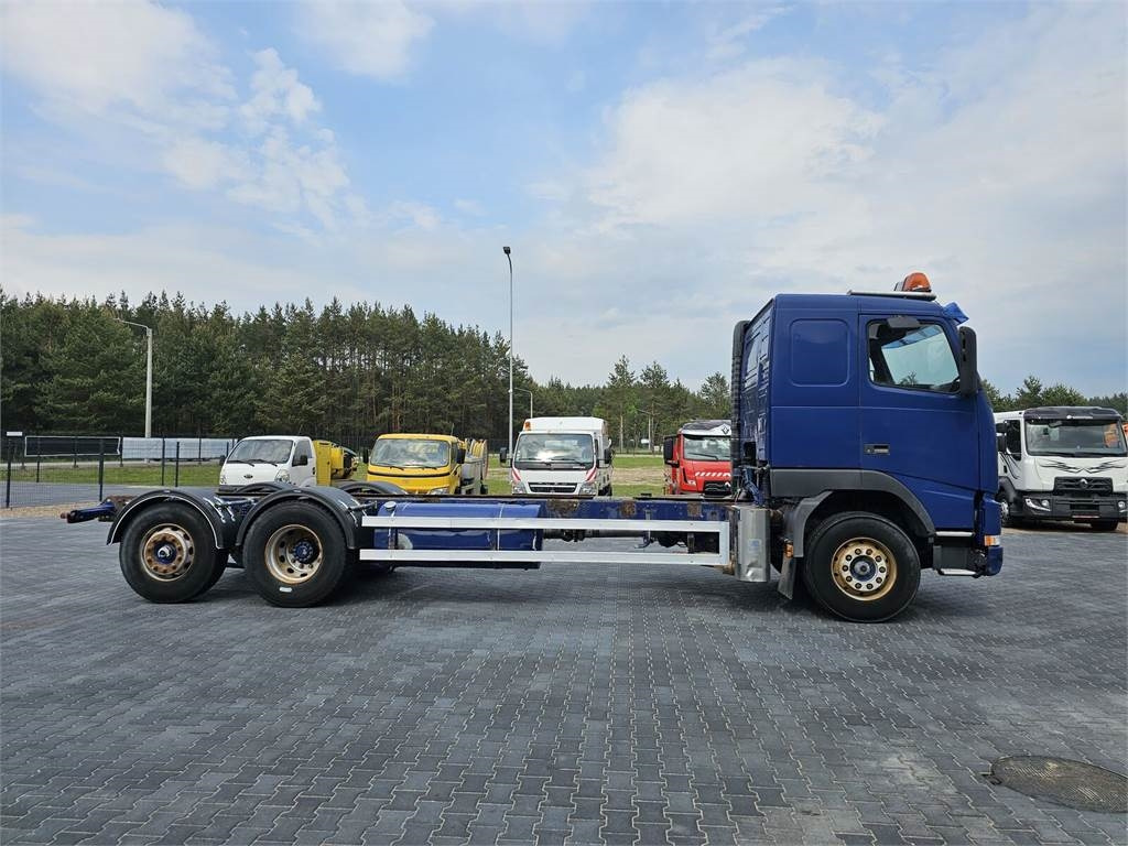 Volvo FH 16 470 KM 6x2 low mileage 229700 km !!!! - Ciężarówka kontenerowiec/ System wymienny: zdjęcie 5 Volvo FH 16 470 KM 6x2 low mileage 229700 km !!!! - Ciężarówka kontenerowiec/ System wymienny: zdjęcie 5