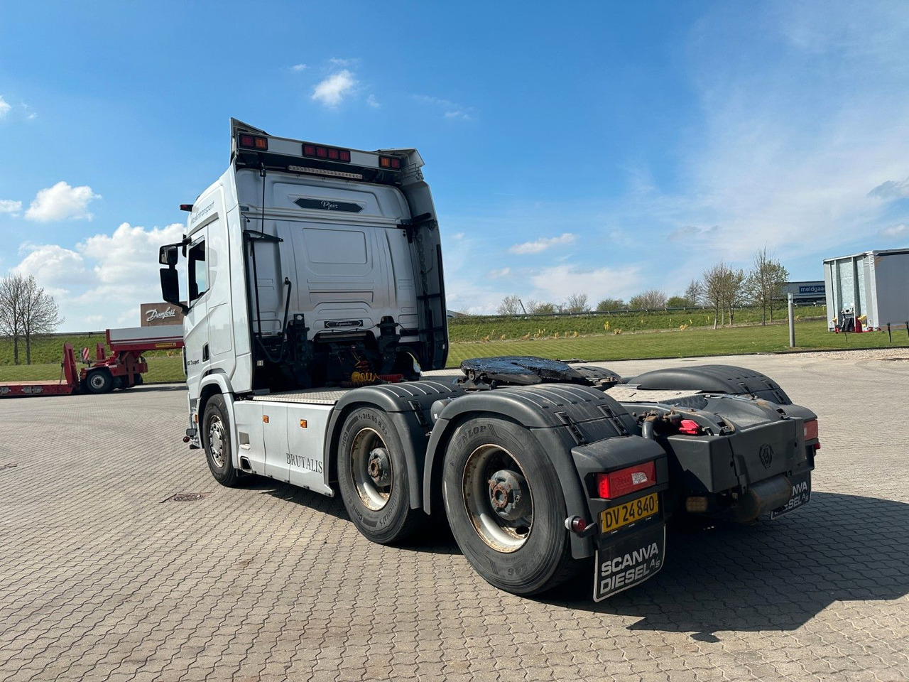 Scania R 730 6x4 Scania R 730 V8 6x4 - Ciągnik siodłowy: zdjęcie 5 Scania R 730 6x4 Scania R 730 V8 6x4 - Ciągnik siodłowy: zdjęcie 5