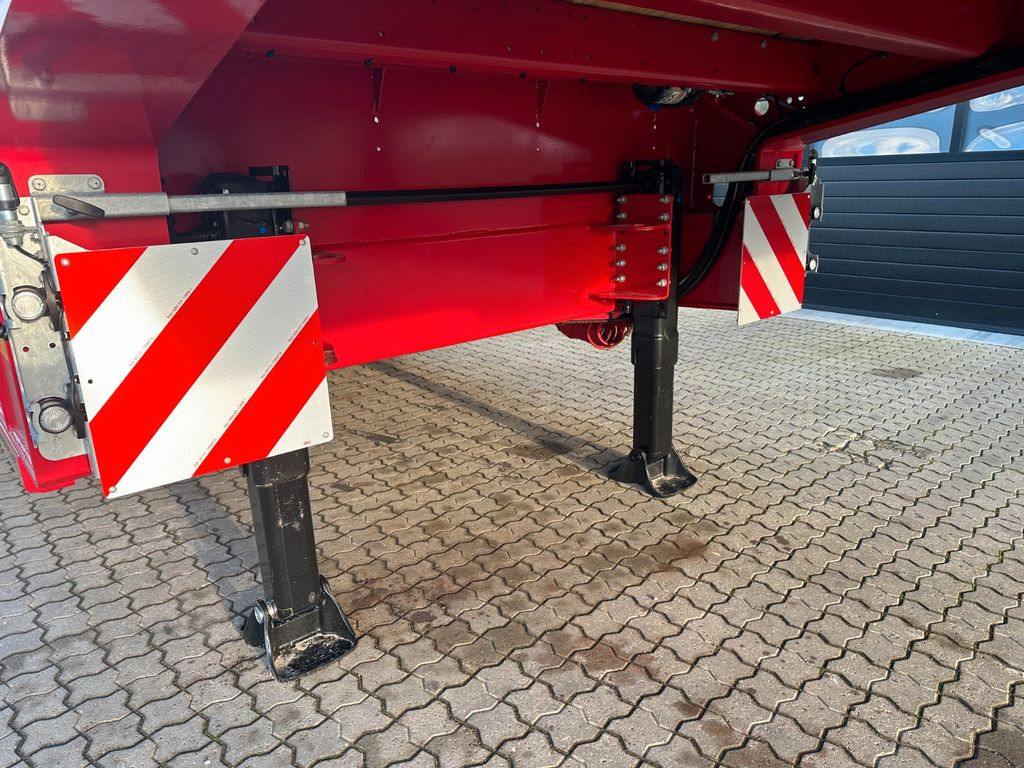 Faymonville 3 achs tieflader / 2 x ausziehbar / 16.300 mm Faymonville 3 achs tieflader / 2 x ausziehbar / 16.300 mm - Naczepa niskopodwoziowa: zdjęcie 4 Faymonville 3 achs tieflader / 2 x ausziehbar / 16.300 mm Faymonville 3 achs tieflader / 2 x ausziehbar / 16.300 mm - Naczepa niskopodwoziowa: zdjęcie 4