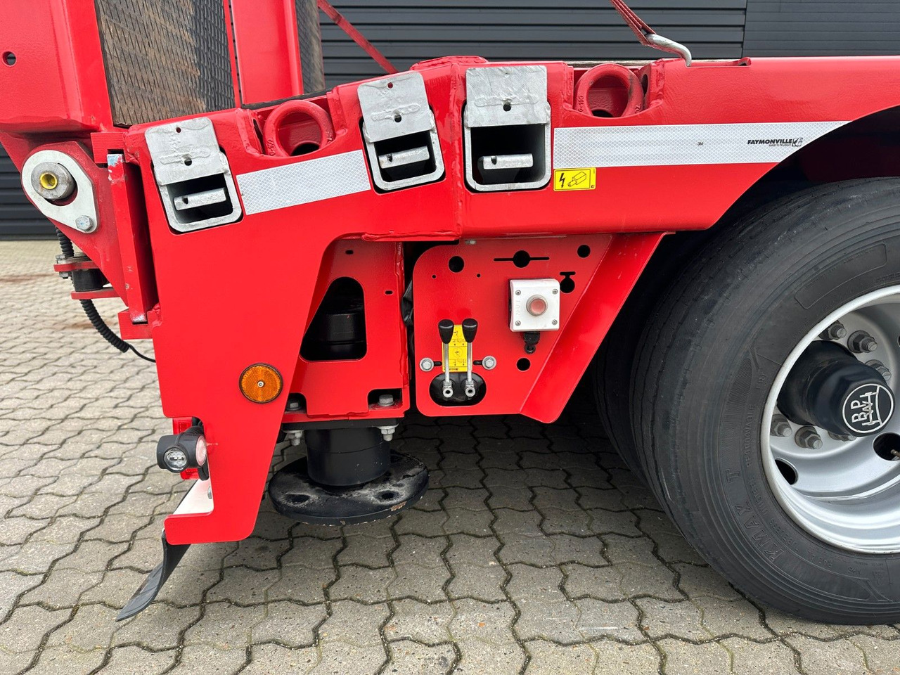 Faymonville Multimax 7 achs. tieflader / 2 x ausziehbar Faymonville Multimax 7 achs. tieflader / 2 x ausziehbar - Naczepa niskopodwoziowa: zdjęcie 5 Faymonville Multimax 7 achs. tieflader / 2 x ausziehbar Faymonville Multimax 7 achs. tieflader / 2 x ausziehbar - Naczepa niskopodwoziowa: zdjęcie 5