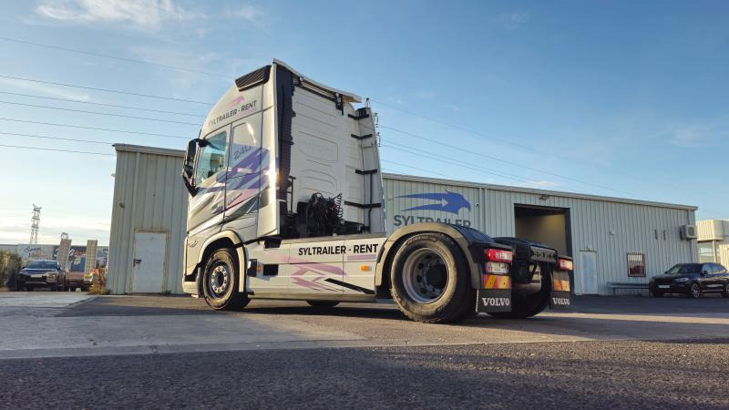 Volvo FH 500 AERO Globetrotter XXL (Location / Rent) - Ciągnik siodłowy: zdjęcie 2 Volvo FH 500 AERO Globetrotter XXL (Location / Rent) - Ciągnik siodłowy: zdjęcie 2