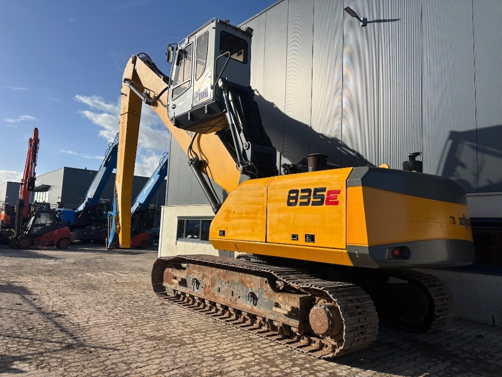 Sennebogen 835 R D - 835R - Koparka przeładunkowa: zdjęcie 2 Sennebogen 835 R D - 835R - Koparka przeładunkowa: zdjęcie 2