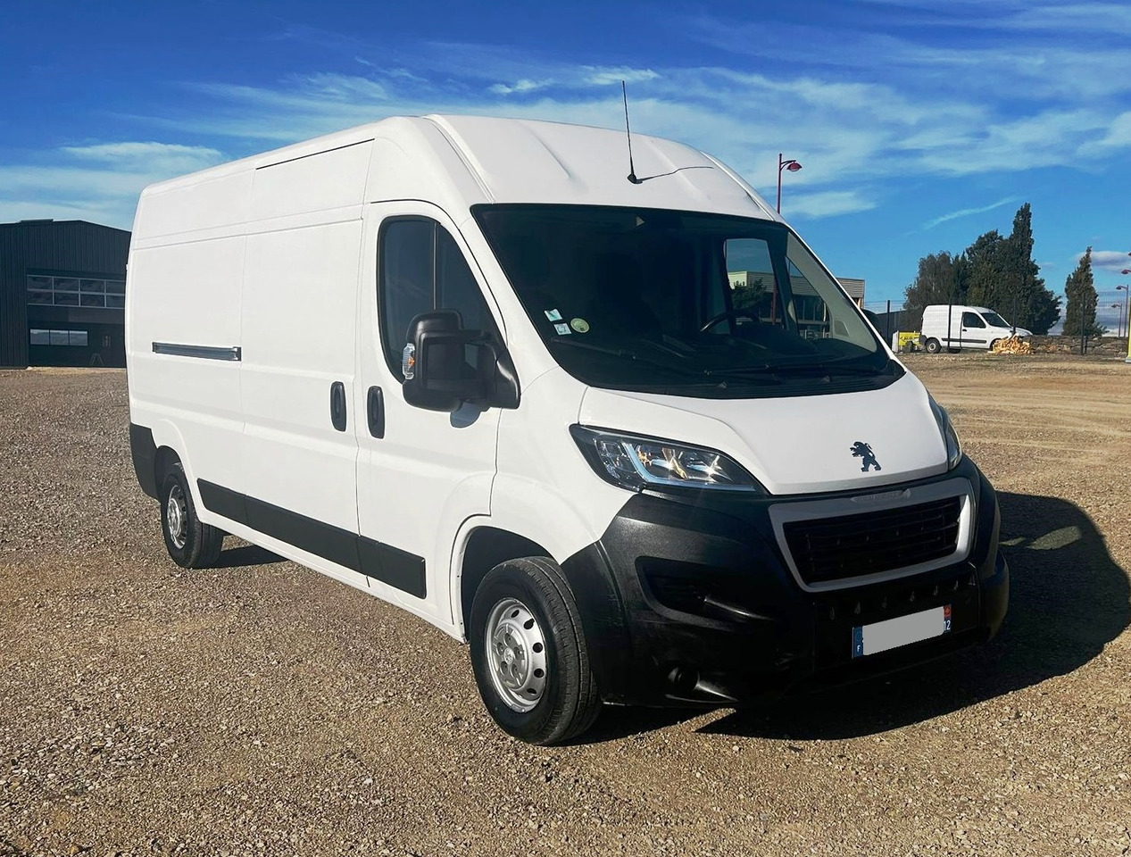 PEUGEOT Boxer III 2.2 HDI 120 L3H2 PREMIUM - Furgon: zdjęcie 1 PEUGEOT Boxer III 2.2 HDI 120 L3H2 PREMIUM - Furgon: zdjęcie 1