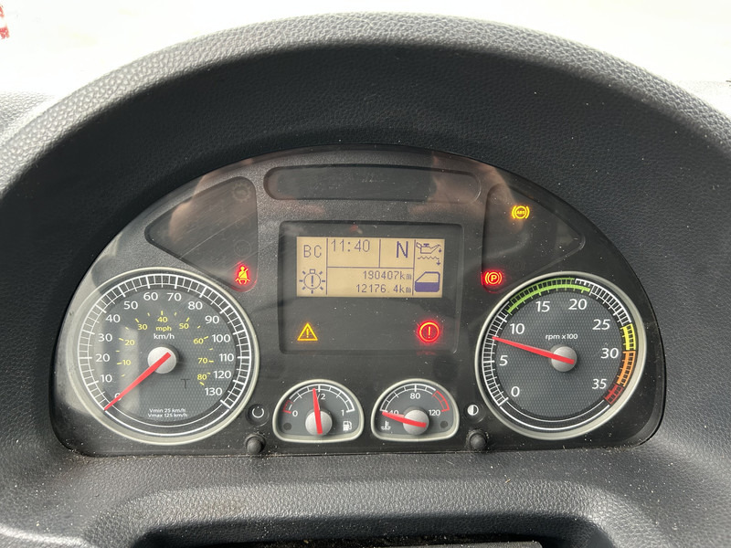 Iveco EuroCargo 180 / Motor Problem / Blad - Blad / Manual / Box / Loadlift - Samochód ciężarowy furgon: zdjęcie 4 Iveco EuroCargo 180 / Motor Problem / Blad - Blad / Manual / Box / Loadlift - Samochód ciężarowy furgon: zdjęcie 4