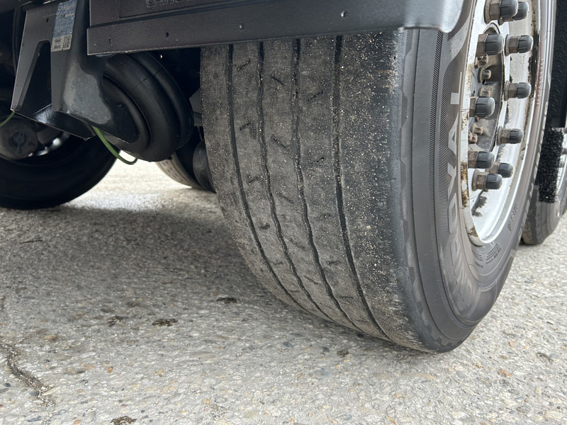 Naczepa zamknięte nadwozie Schmitz Cargobull SCB S3B / Box Trailer / 2x Liftaxle / APK TUV 09-26: zdjęcie 8 Naczepa zamknięte nadwozie Schmitz Cargobull SCB S3B / Box Trailer / 2x Liftaxle / APK TUV 09-26: zdjęcie 8