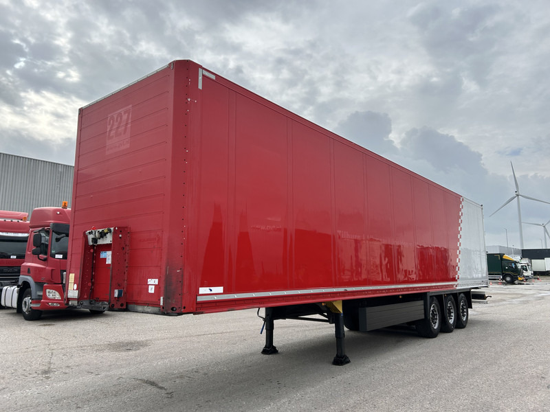 Naczepa zamknięte nadwozie Schmitz Cargobull SCB S3B / Box Trailer / 2x Liftaxle / APK TUV 09-26: zdjęcie 18 Naczepa zamknięte nadwozie Schmitz Cargobull SCB S3B / Box Trailer / 2x Liftaxle / APK TUV 09-26: zdjęcie 18