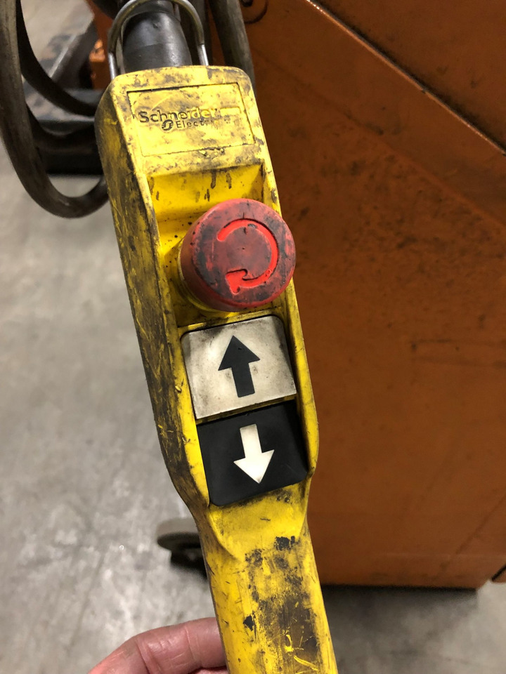 Mobiele Hefkolommen 6 x 5 ton - Wyposażenie garażu/ Warsztatów: zdjęcie 5 Mobiele Hefkolommen 6 x 5 ton - Wyposażenie garażu/ Warsztatów: zdjęcie 5