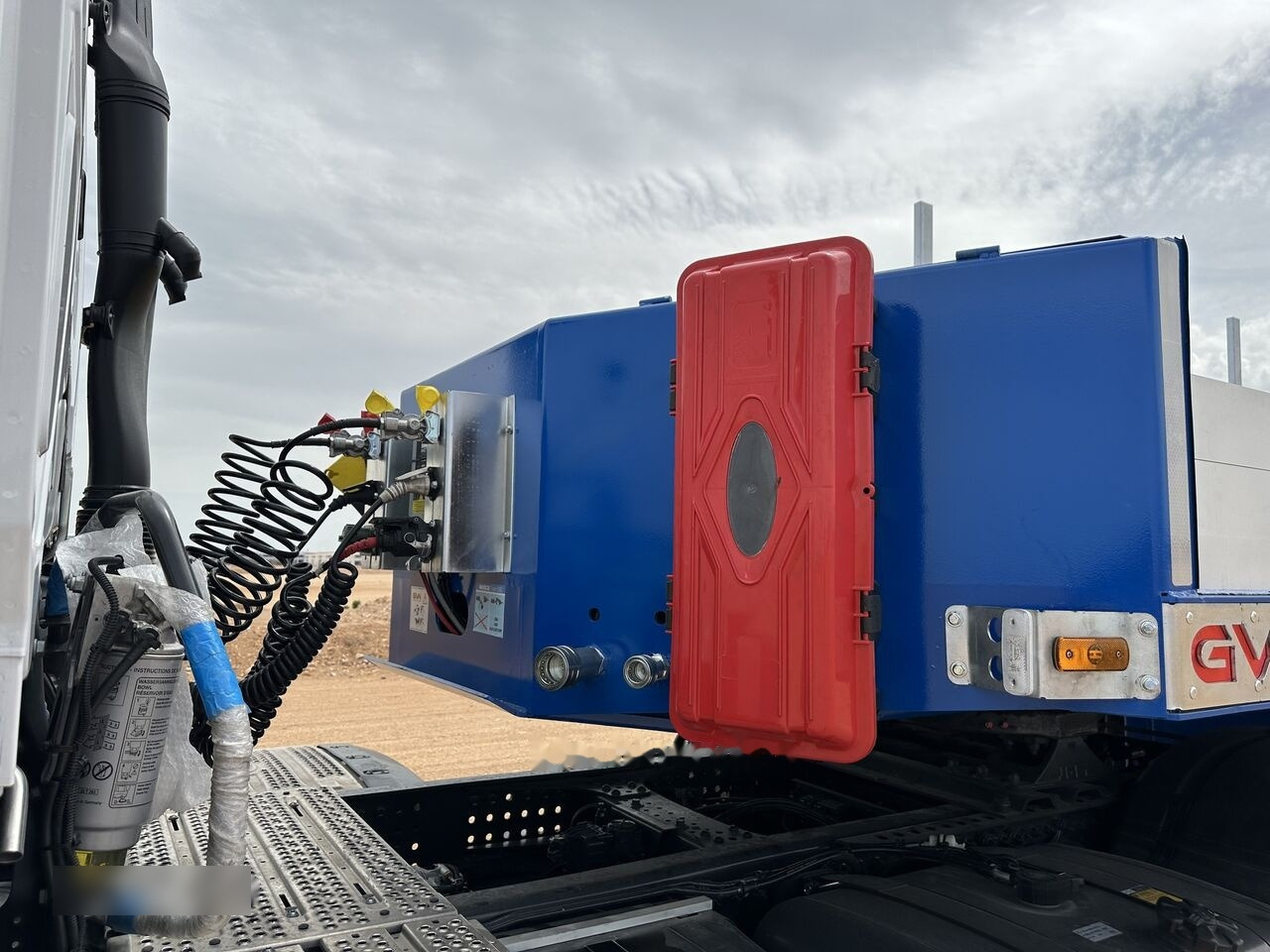 GVN Trailer 3 AXLE LOWBED - Przyczepa niskopodwoziowa: zdjęcie 4 GVN Trailer 3 AXLE LOWBED - Przyczepa niskopodwoziowa: zdjęcie 4