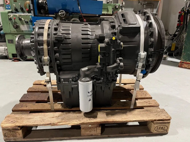 Volvo PT1662 - Skrzynia biegów: zdjęcie 1 Volvo PT1662 - Skrzynia biegów: zdjęcie 1