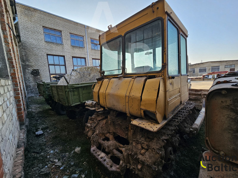 DT-75 - Ciągnik gąsienicowy: zdjęcie 4 DT-75 - Ciągnik gąsienicowy: zdjęcie 4