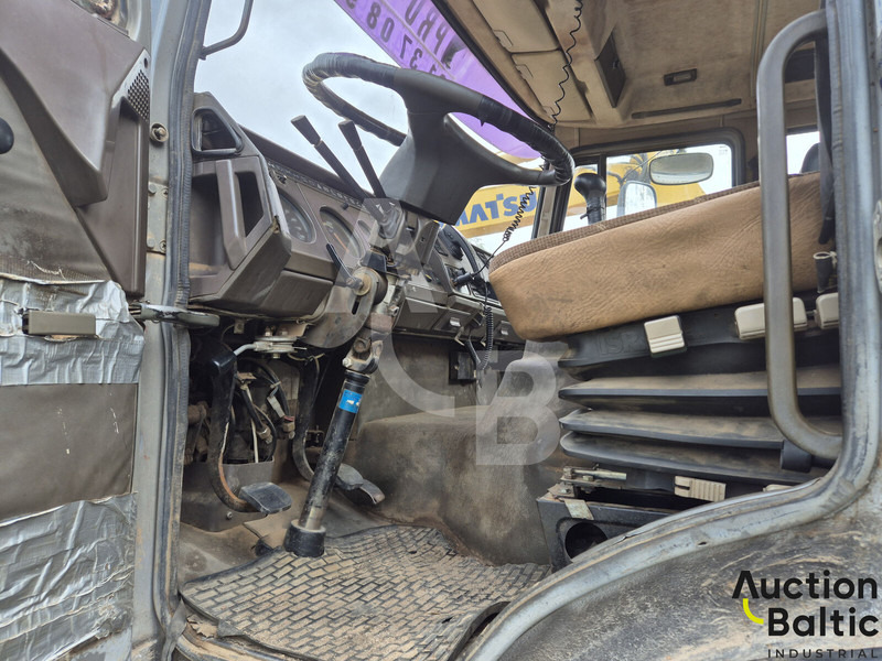 Iveco 260-34 - Samochód ciężarowy cysterna: zdjęcie 5 Iveco 260-34 - Samochód ciężarowy cysterna: zdjęcie 5