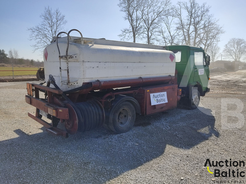 MAN 8.136 - Samochód ciężarowy cysterna: zdjęcie 4 MAN 8.136 - Samochód ciężarowy cysterna: zdjęcie 4