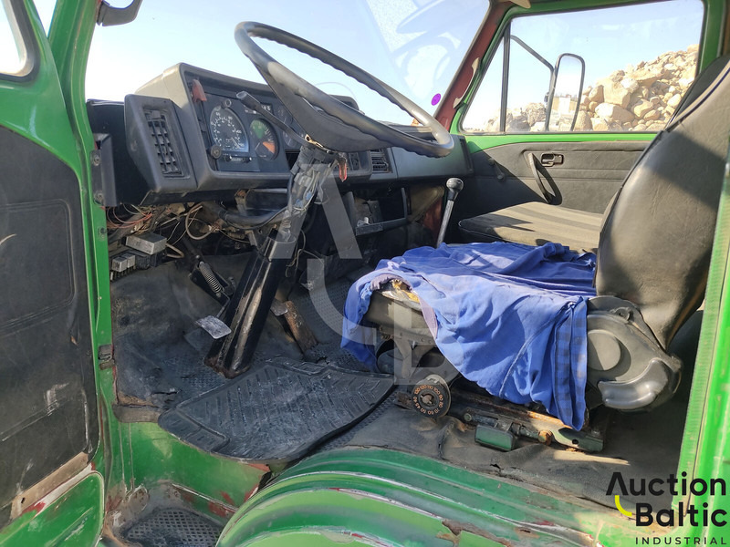 MAN 8.136 - Samochód ciężarowy cysterna: zdjęcie 5 MAN 8.136 - Samochód ciężarowy cysterna: zdjęcie 5