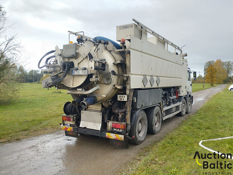 MAN T 46 - Samochód asenizacyjny: zdjęcie 4 MAN T 46 - Samochód asenizacyjny: zdjęcie 4