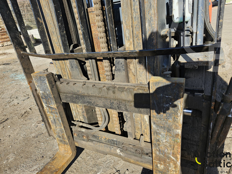 Wózek widłowy diesel Toyota E 811: zdjęcie 10