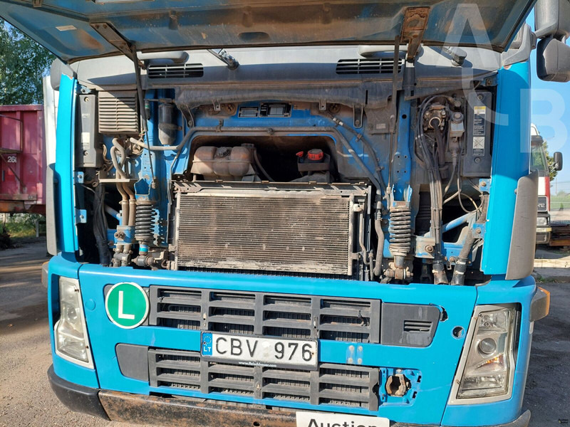 Volvo FH12 - Samochód do drewna: zdjęcie 5 Volvo FH12 - Samochód do drewna: zdjęcie 5