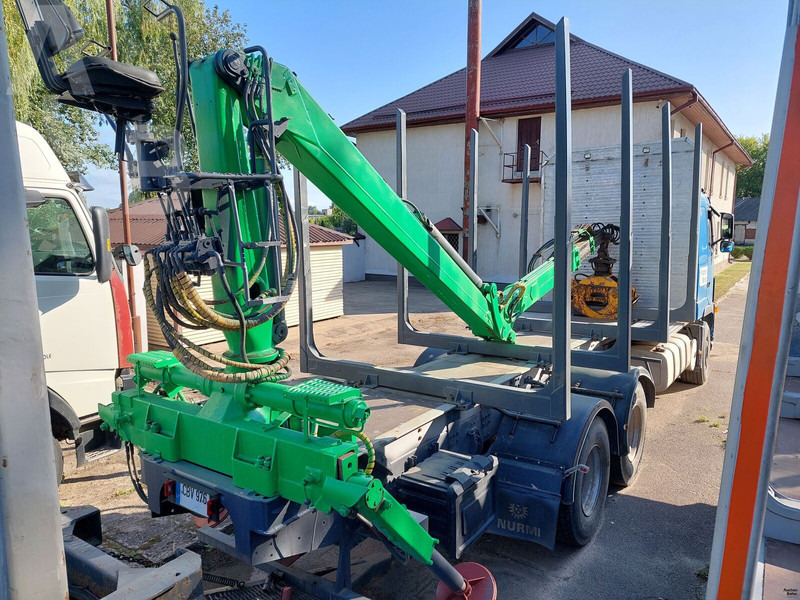 Volvo FH12 - Samochód do drewna: zdjęcie 3 Volvo FH12 - Samochód do drewna: zdjęcie 3