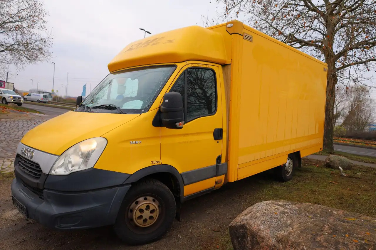 Iveco Daily/ Regalsystem/Luftfeder/1. Hand - Dostawczy kontener: zdjęcie 2 Iveco Daily/ Regalsystem/Luftfeder/1. Hand - Dostawczy kontener: zdjęcie 2
