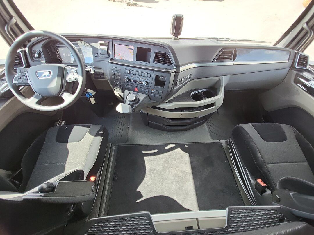 MAN TGX 18.520 GX 4x2 BL SA Euro 6 Sofort Verfügbar - Ciągnik siodłowy: zdjęcie 5 MAN TGX 18.520 GX 4x2 BL SA Euro 6 Sofort Verfügbar - Ciągnik siodłowy: zdjęcie 5