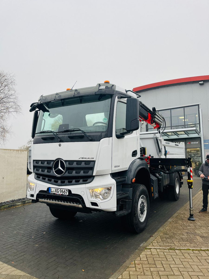 Mercedes-Benz Arocs 1835 4x4 Meiller Fassi F135 Kran Kipper - Wywrotka, Samochod ciężarowy z HDS: zdjęcie 5 Mercedes-Benz Arocs 1835 4x4 Meiller Fassi F135 Kran Kipper - Wywrotka, Samochod ciężarowy z HDS: zdjęcie 5