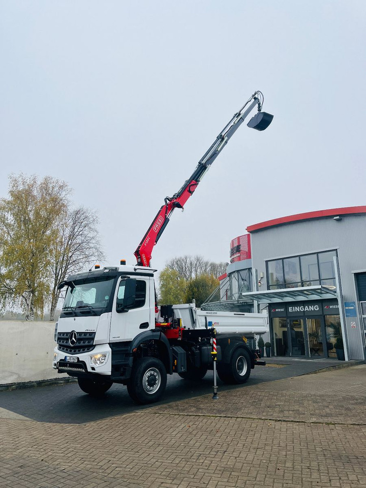 Mercedes-Benz Arocs 1835 4x4 Meiller Fassi F135 Kran Kipper - Wywrotka, Samochod ciężarowy z HDS: zdjęcie 3 Mercedes-Benz Arocs 1835 4x4 Meiller Fassi F135 Kran Kipper - Wywrotka, Samochod ciężarowy z HDS: zdjęcie 3