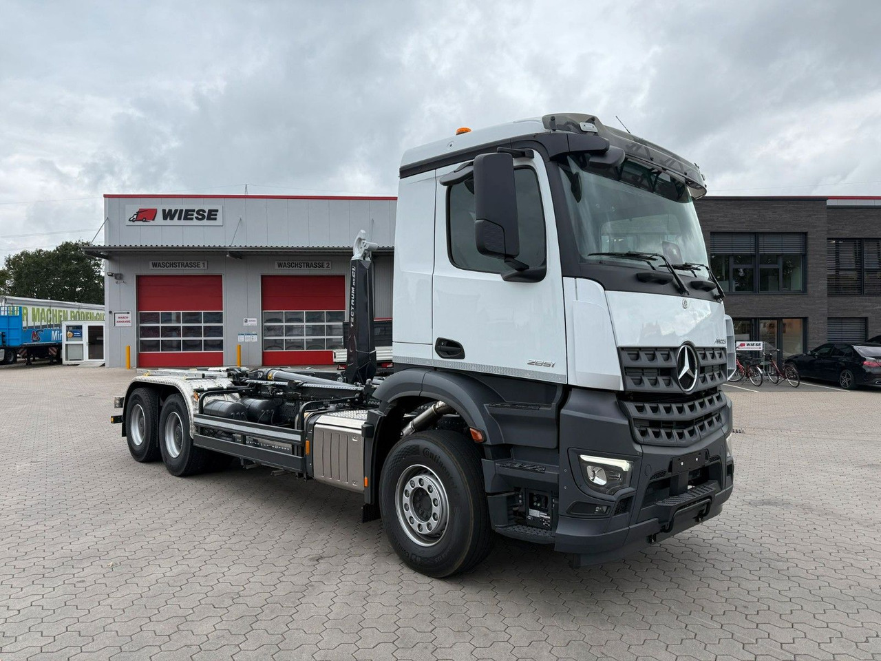 Mercedes-Benz Arocs 5 2651L 6 x4 Meiller RS 2170 - Ciężarówka hakowiec: zdjęcie 1 Mercedes-Benz Arocs 5 2651L 6 x4 Meiller RS 2170 - Ciężarówka hakowiec: zdjęcie 1