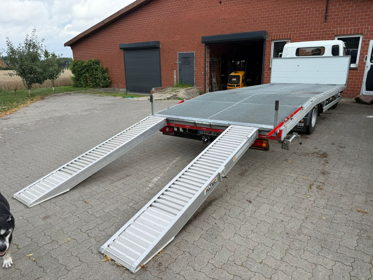 Mitsubishi Fuso Canter 7C18 Arbeitsbühnentransporter - Samochód dostawczy skrzyniowy: zdjęcie 2 Mitsubishi Fuso Canter 7C18 Arbeitsbühnentransporter - Samochód dostawczy skrzyniowy: zdjęcie 2