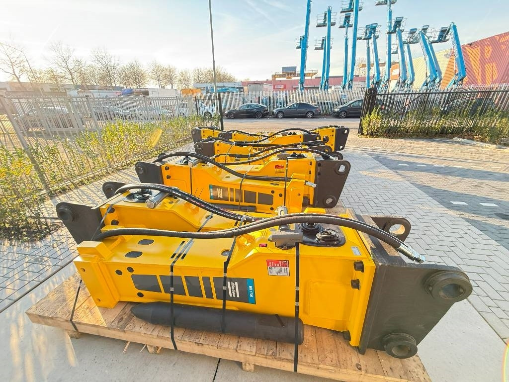 Atlas Copco epiroc MB 1700 Dust MB1700 MB1700DP - Młot hydrauliczny do Maszyn budowlanych: zdjęcie 1 Atlas Copco epiroc MB 1700 Dust MB1700 MB1700DP - Młot hydrauliczny do Maszyn budowlanych: zdjęcie 1