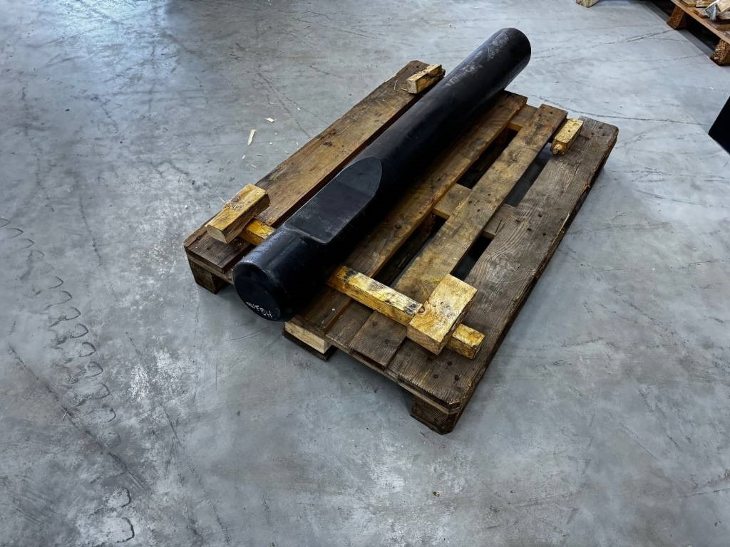 Epiroc Atlas Copco HB3100 HB3000 Blunt Tool Stampfmeißel - Młot hydrauliczny do Maszyn budowlanych: zdjęcie 1 Epiroc Atlas Copco HB3100 HB3000 Blunt Tool Stampfmeißel - Młot hydrauliczny do Maszyn budowlanych: zdjęcie 1