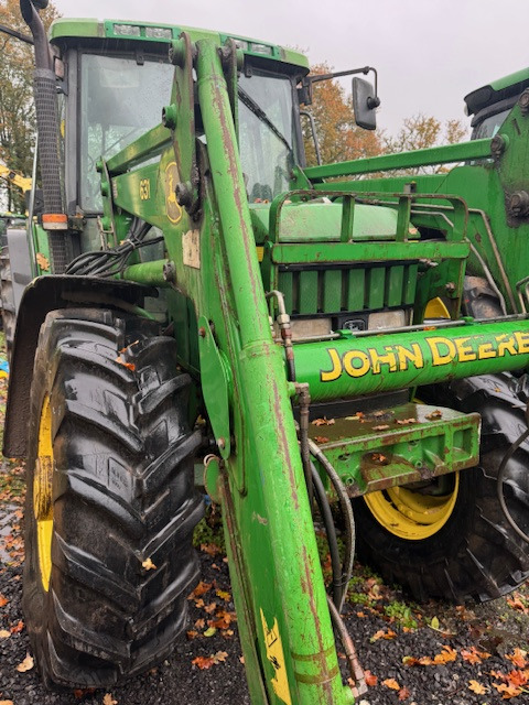JOHN DEERE 6400 - Ciągnik rolniczy: zdjęcie 1 JOHN DEERE 6400 - Ciągnik rolniczy: zdjęcie 1