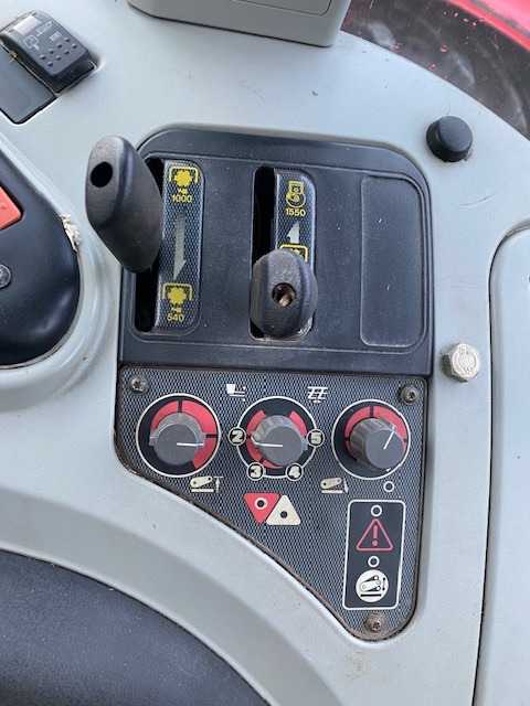 MASSEY FERGUSON 6480 DYNA 6 - Ciągnik rolniczy: zdjęcie 5 MASSEY FERGUSON 6480 DYNA 6 - Ciągnik rolniczy: zdjęcie 5