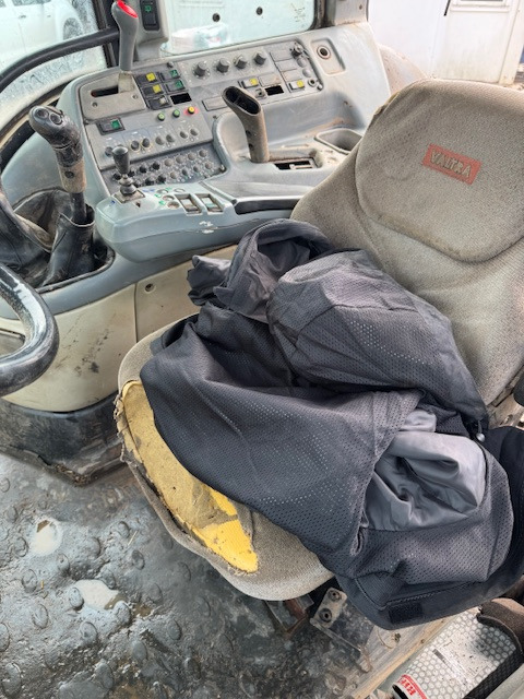 VALTRA T130 - Ciągnik rolniczy: zdjęcie 5 VALTRA T130 - Ciągnik rolniczy: zdjęcie 5