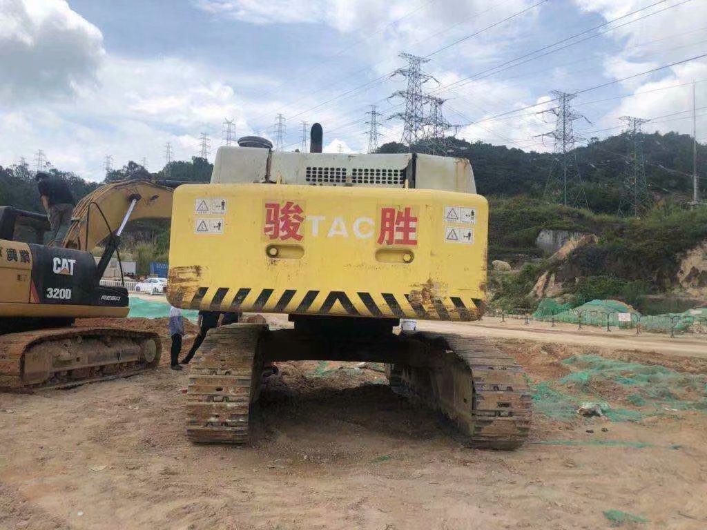 HITACHI ZX490 - Koparka gąsienicowa: zdjęcie 3 HITACHI ZX490 - Koparka gąsienicowa: zdjęcie 3