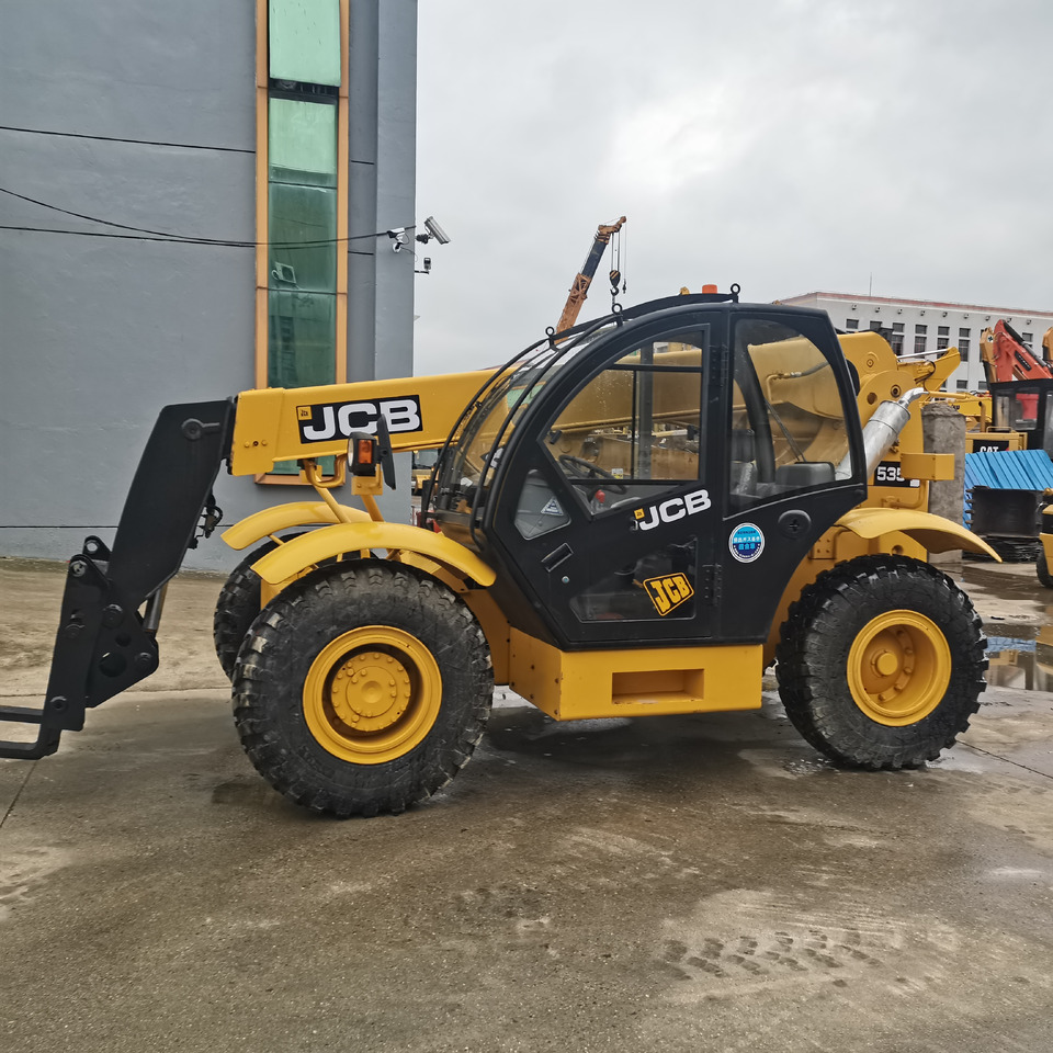 JCB 535 - Ładowarka teleskopowa: zdjęcie 1 JCB 535 - Ładowarka teleskopowa: zdjęcie 1
