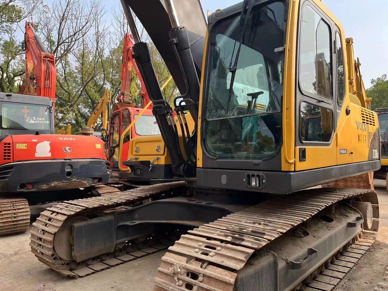 VOLVO EC210BLC - Koparka gąsienicowa: zdjęcie 2 VOLVO EC210BLC - Koparka gąsienicowa: zdjęcie 2