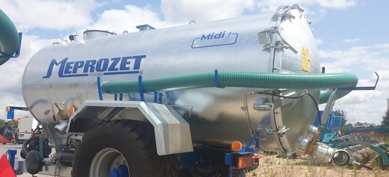 MEPROZET Güllefässer/ Slurry tank/ Beczkowóz 8000 l - Przyczepa asenizacyjna: zdjęcie 4 MEPROZET Güllefässer/ Slurry tank/ Beczkowóz 8000 l - Przyczepa asenizacyjna: zdjęcie 4