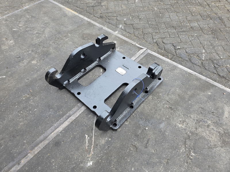 Kopplaat npk cw40 cw30 adapter plate verachtert cw40 - Szybkozłącza do Maszyn budowlanych: zdjęcie 3 Kopplaat npk cw40 cw30 adapter plate verachtert cw40 - Szybkozłącza do Maszyn budowlanych: zdjęcie 3