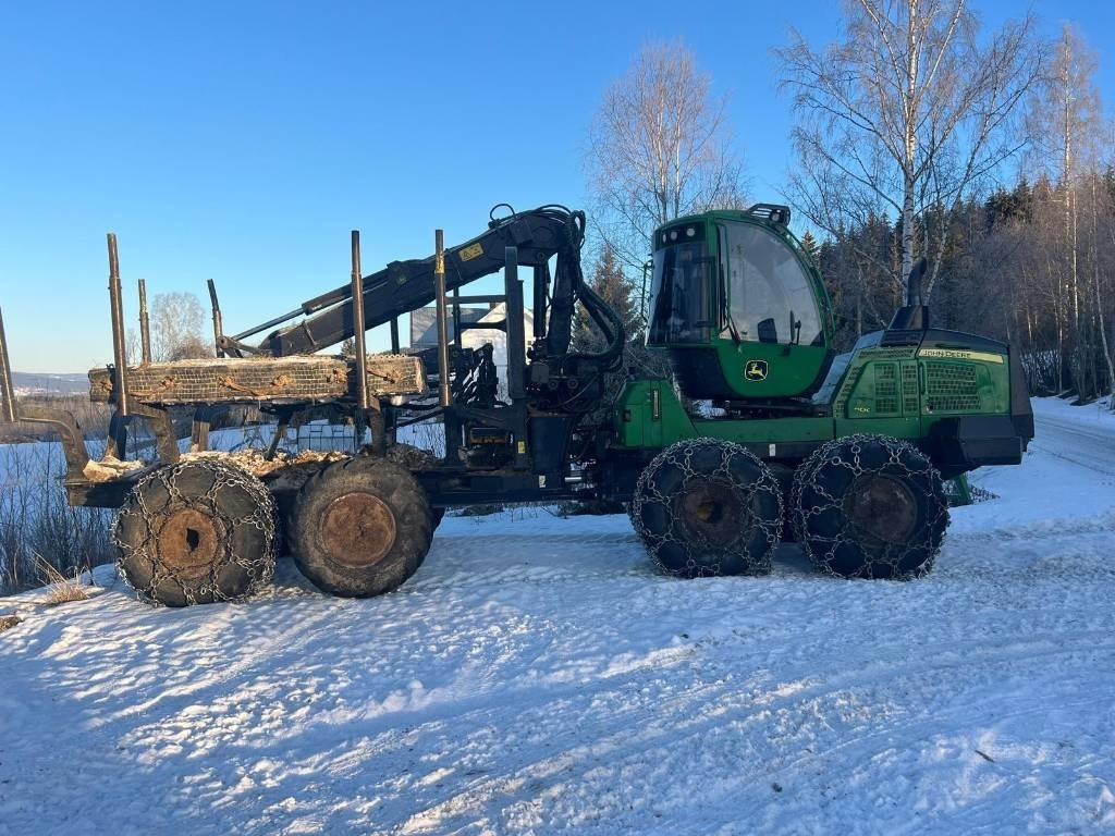 John Deere 1110 G - Forwarder: zdjęcie 4 John Deere 1110 G - Forwarder: zdjęcie 4