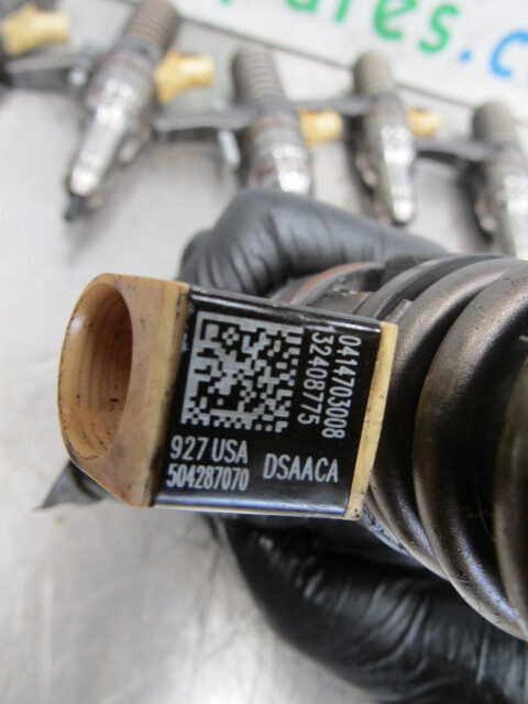 IVECO STRALIS CURSOR 10 INJECTORS P/NO 504287070/0414703008 - Układ paliwowy do Samochodów ciężarowych: zdjęcie 3 IVECO STRALIS CURSOR 10 INJECTORS P/NO 504287070/0414703008 - Układ paliwowy do Samochodów ciężarowych: zdjęcie 3