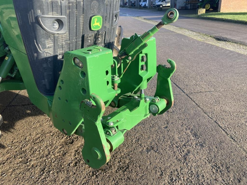 Ciągnik rolniczy John Deere 8345R: zdjęcie 22