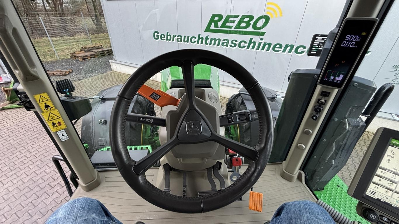 John Deere TRAKTOR 8R370 - Ciągnik rolniczy: zdjęcie 4 John Deere TRAKTOR 8R370 - Ciągnik rolniczy: zdjęcie 4