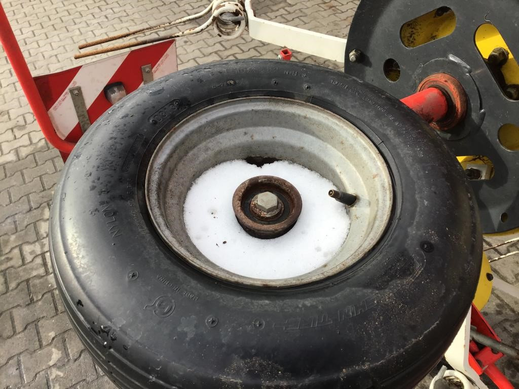 Pöttinger HIT 910 NZ - Przetrząsacz: zdjęcie 4 Pöttinger HIT 910 NZ - Przetrząsacz: zdjęcie 4