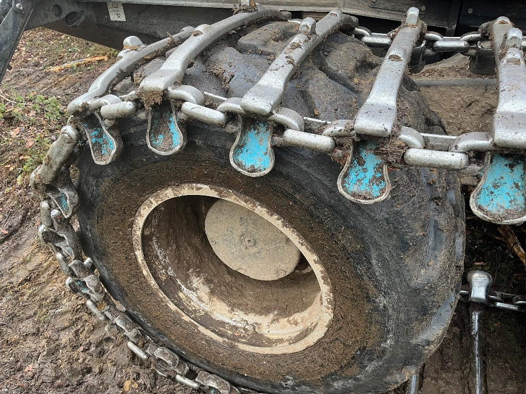 Komatsu 875 - Forwarder: zdjęcie 4 Komatsu 875 - Forwarder: zdjęcie 4