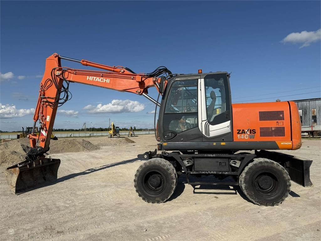 Hitachi ZX 140 W - Koparka kołowa: zdjęcie 3 Hitachi ZX 140 W - Koparka kołowa: zdjęcie 3