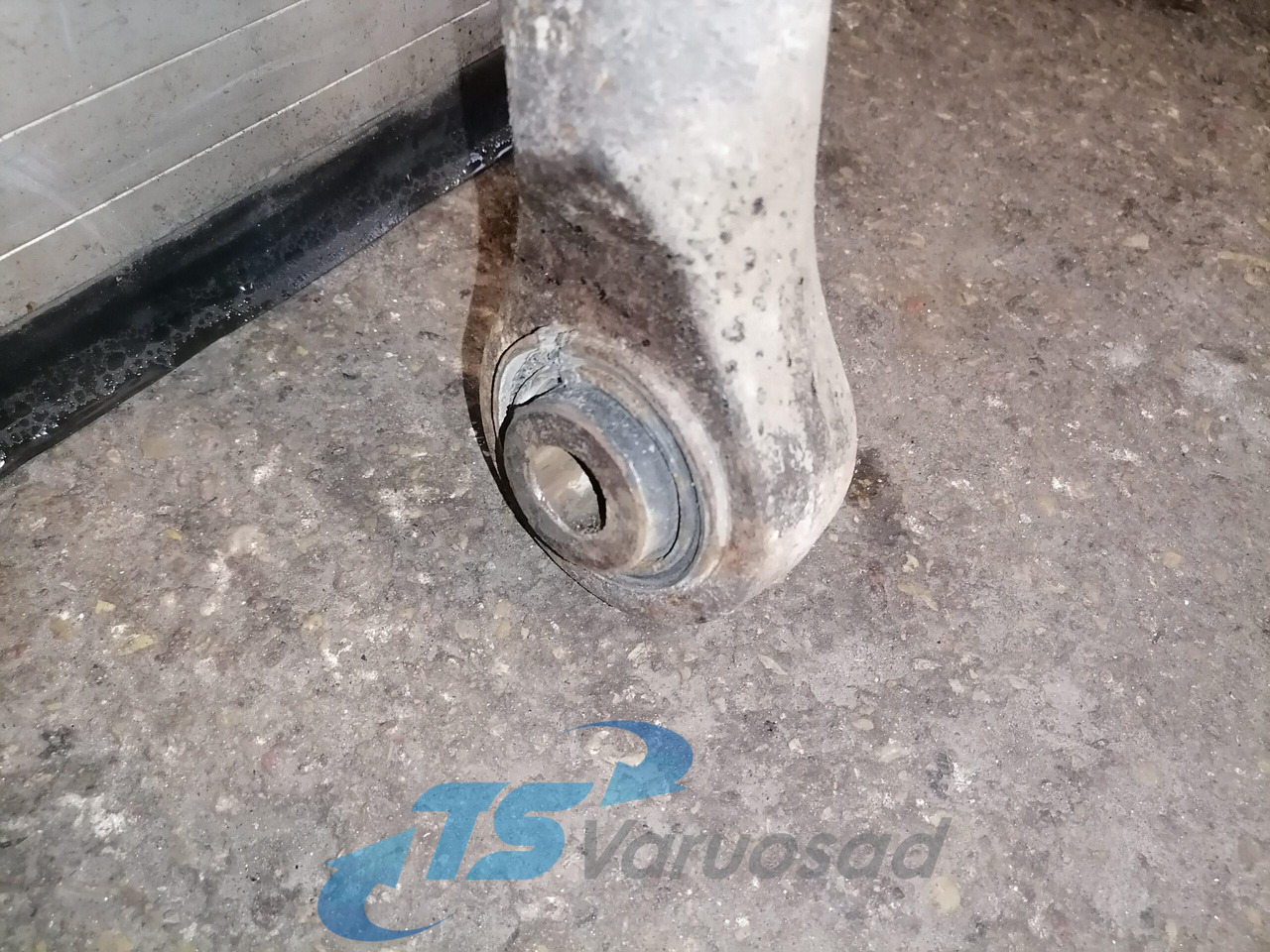 MAN Anti-roll bar 81437156116 - Drążek stabilizatora do Samochodów ciężarowych: zdjęcie 3 MAN Anti-roll bar 81437156116 - Drążek stabilizatora do Samochodów ciężarowych: zdjęcie 3