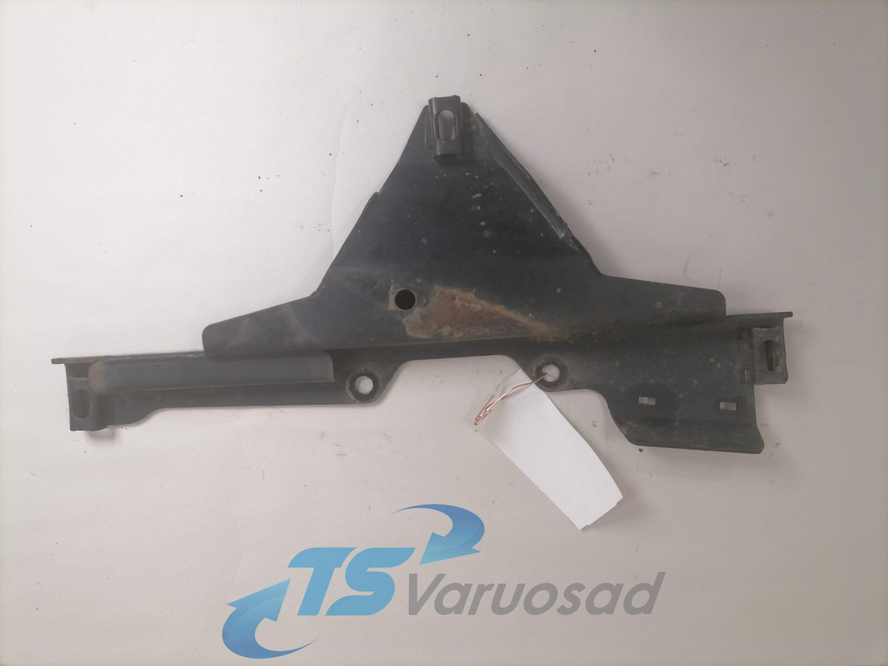 MAN Bummmmper bracket 81416105484 - Zderzak do Samochodów ciężarowych: zdjęcie 2 MAN Bummmmper bracket 81416105484 - Zderzak do Samochodów ciężarowych: zdjęcie 2